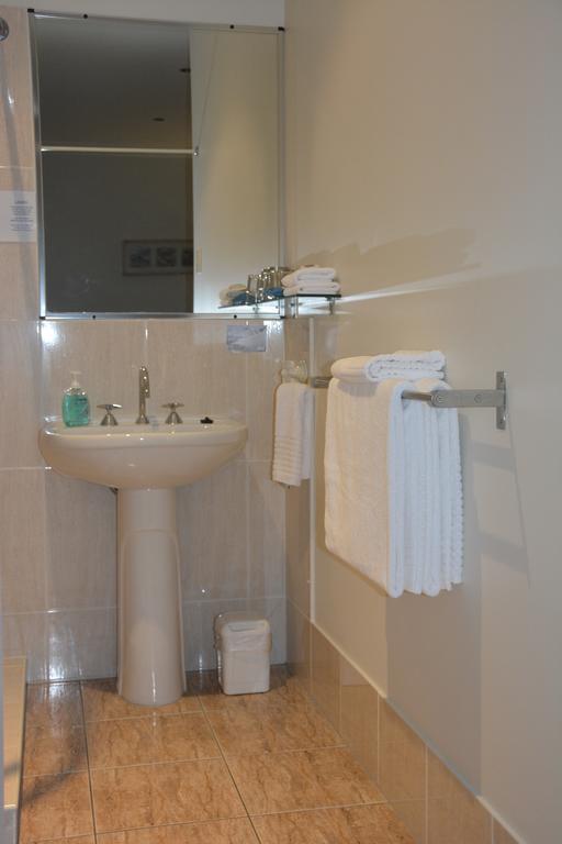 Beachhouse Bed And Breakfast Redcliffe Bilik gambar