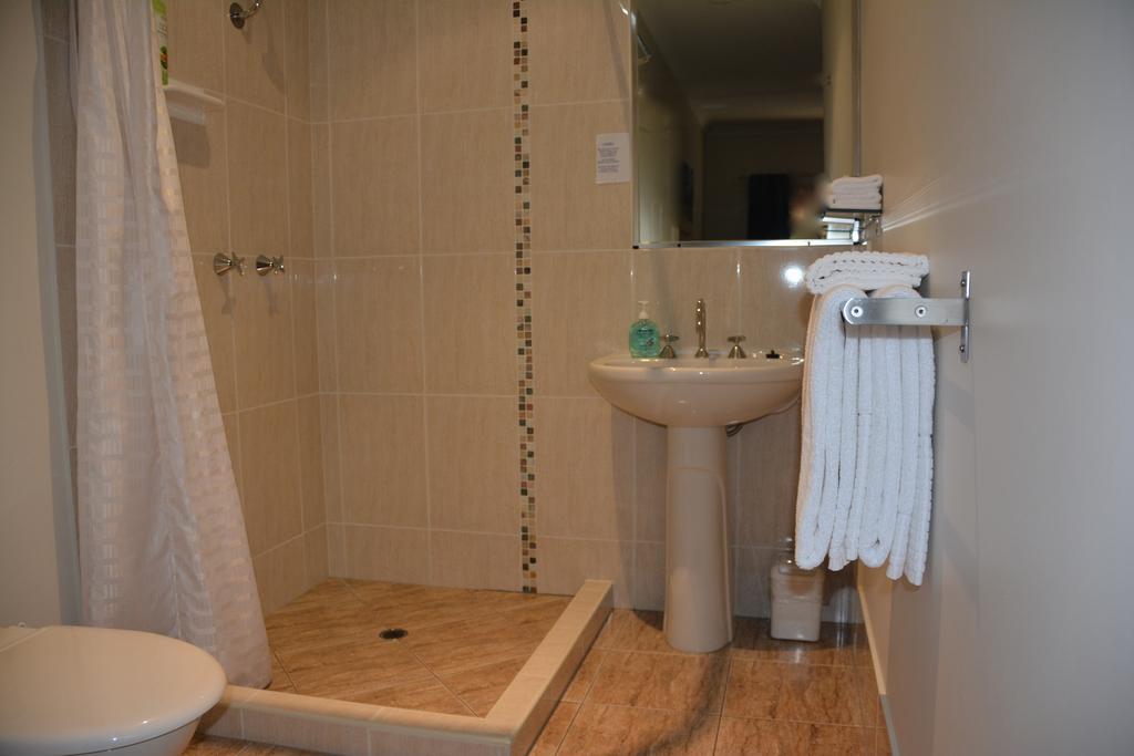 Beachhouse Bed And Breakfast Redcliffe Bilik gambar