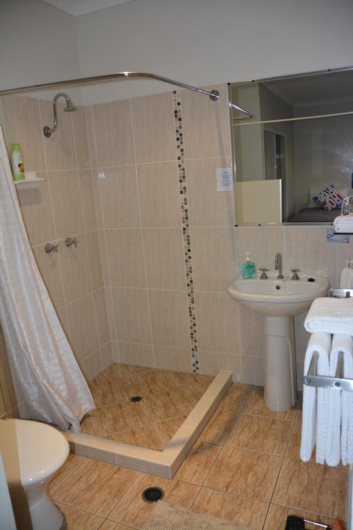 Beachhouse Bed And Breakfast Redcliffe Bilik gambar
